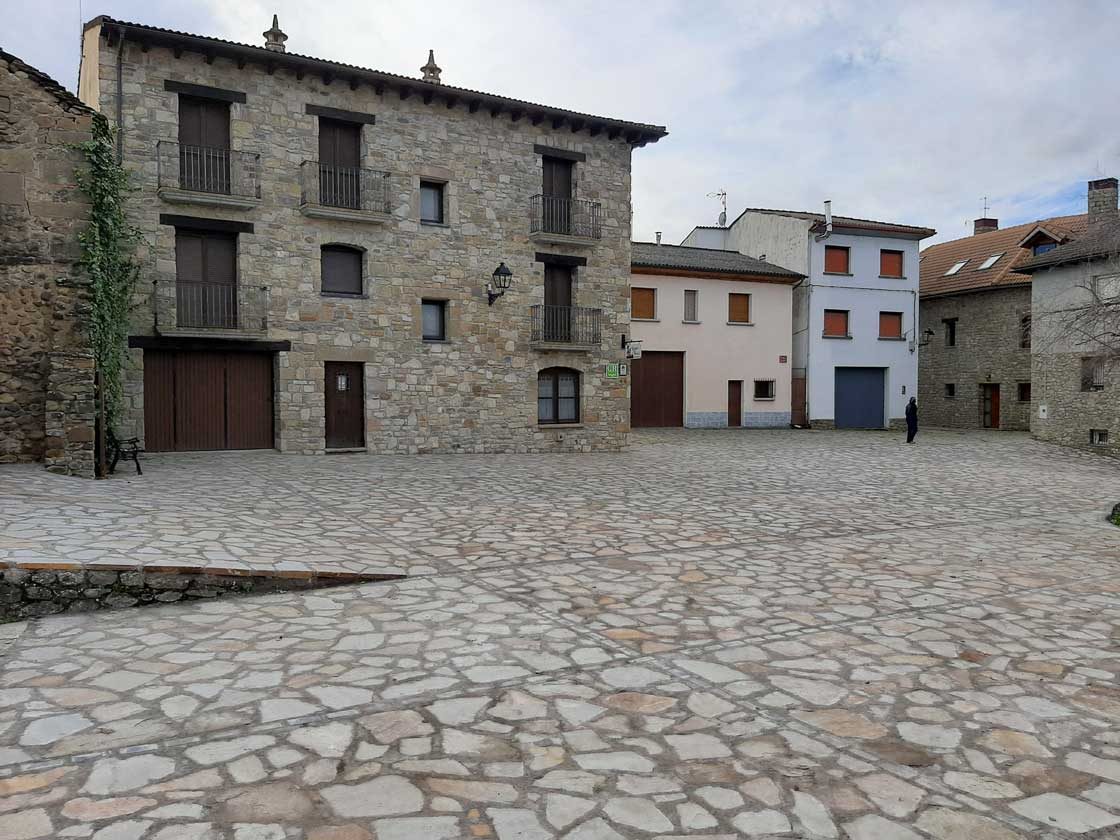 Finalizamos la urbanización de Plaza L’Aurora en Santa Cilia