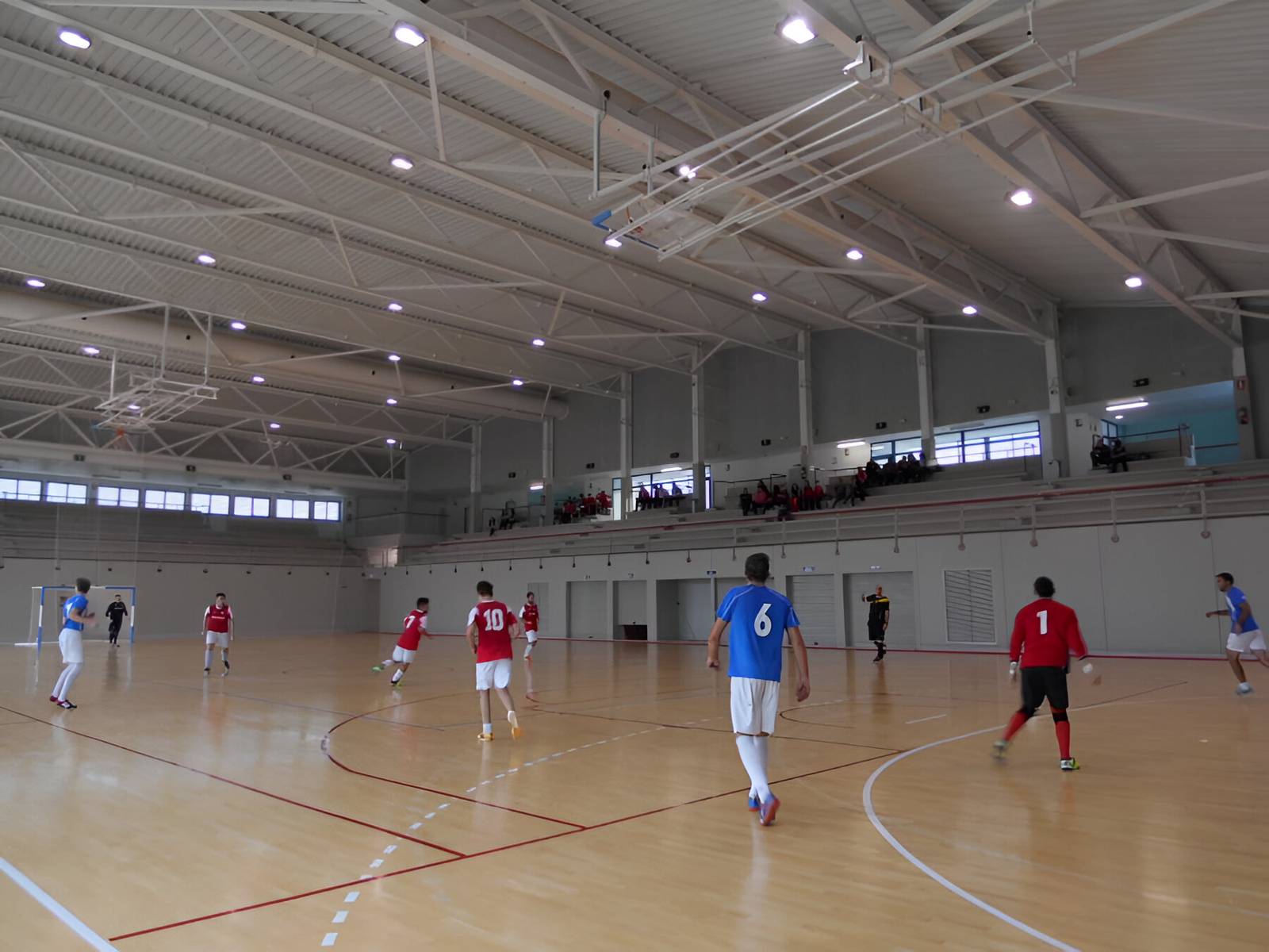 Pabellón Municipal en Torres de Berrellen